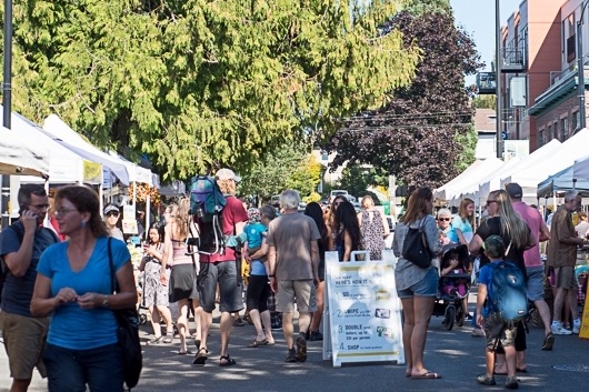 Queen Anne Farmers Market: A Vibrant Community Gathering for Fresh, Local Delights
